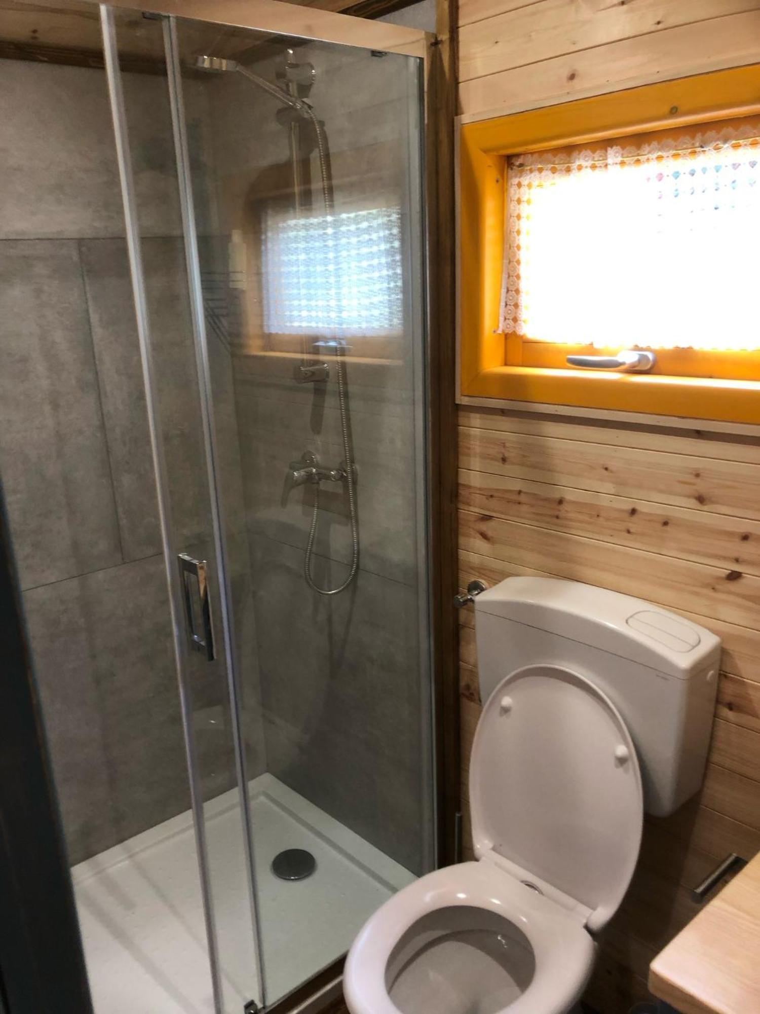 Agriturismo La Rovere - I Carrozzoni Gitani Cossano Belbo Eksteriør billede
