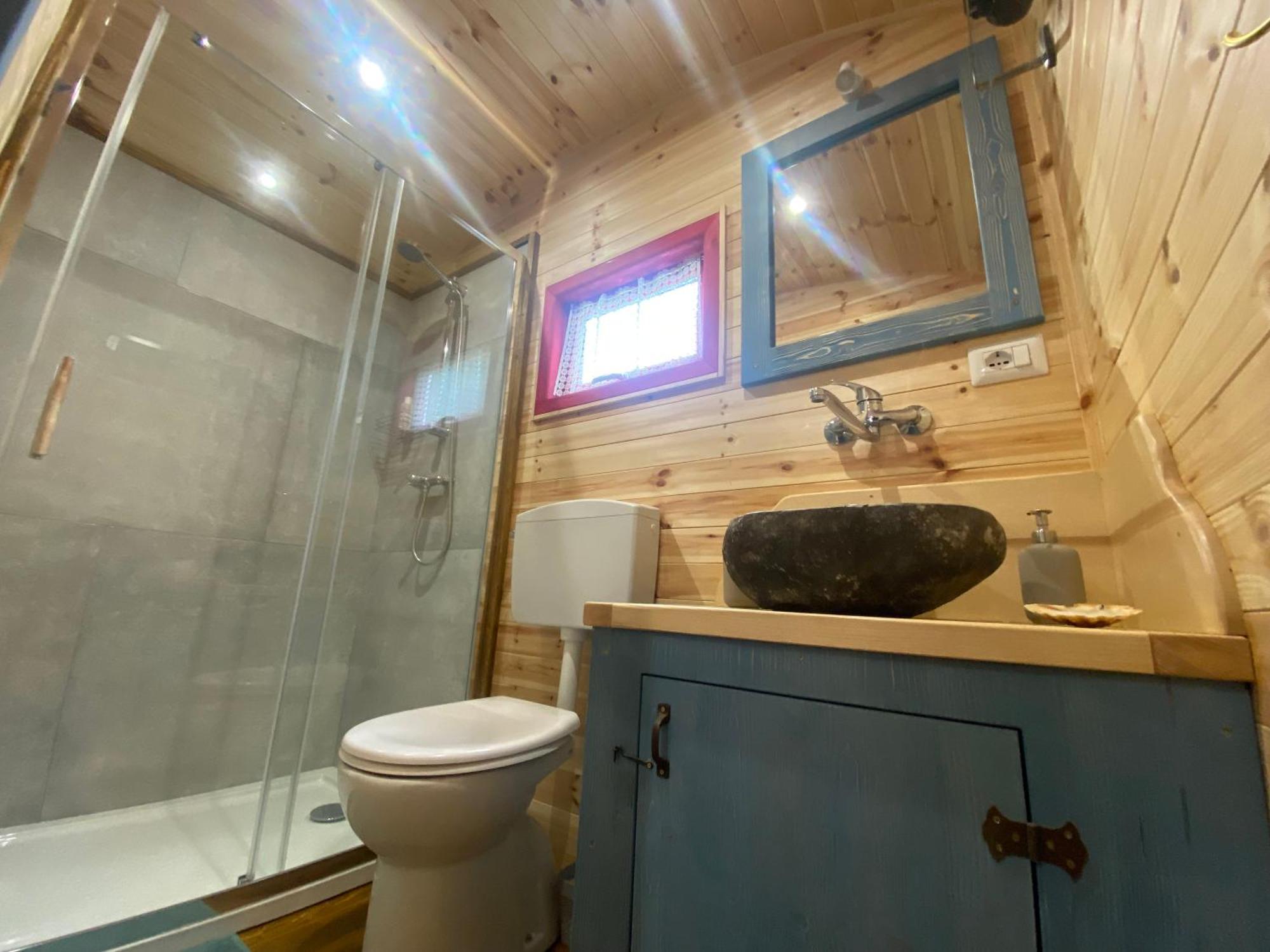 Agriturismo La Rovere - I Carrozzoni Gitani Cossano Belbo Eksteriør billede